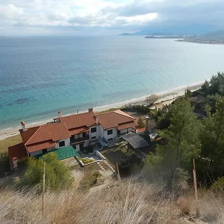 Дом отдыха Sangue Blu Beachfront *