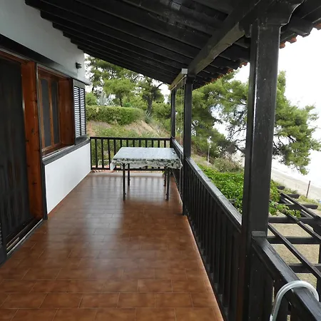 Sangue Blu Beachfront Holiday home *