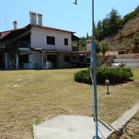 Sangue Blu Beachfront Holiday home *