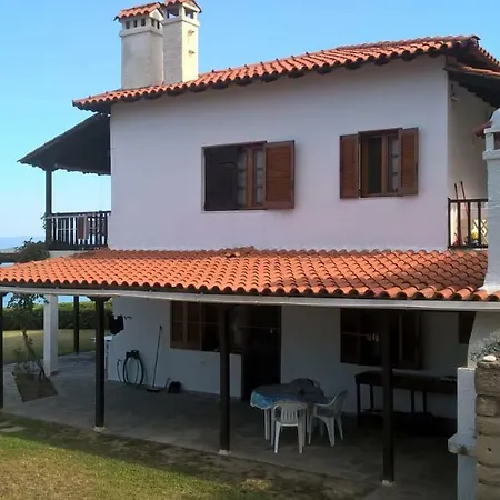 Prázdninový dům Sangue Blu Beachfront *