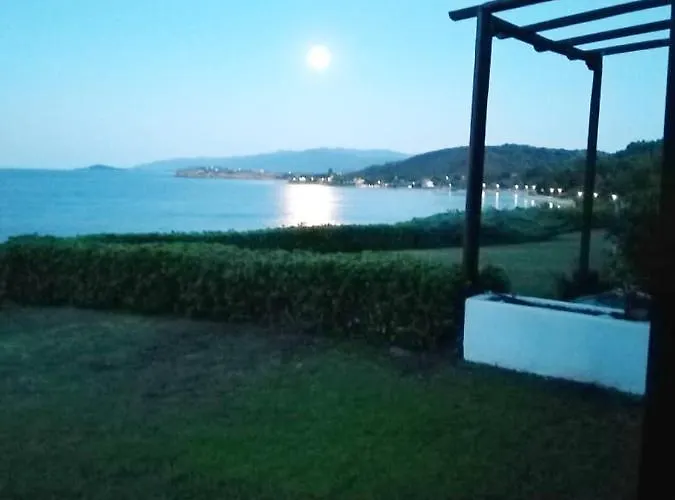 Sangue Blu Beachfront Holiday home *